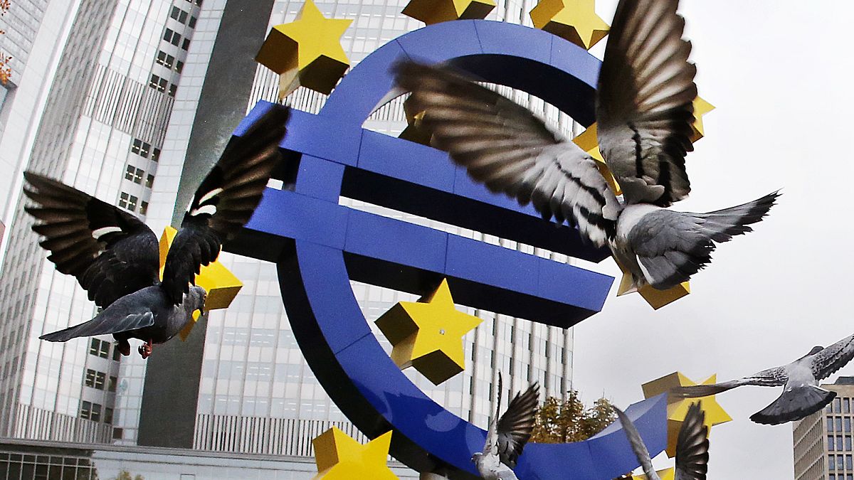 Coronakrise lässt Europas Wirtschaft weiter schrumpfen