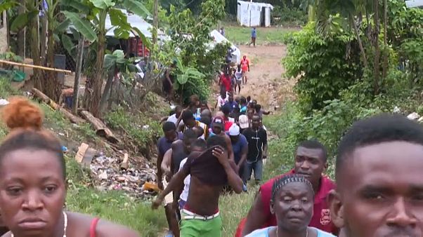 Tensión entre los migrantes del campo de refugiados Tensión entre los migrantes del campo de refugiados