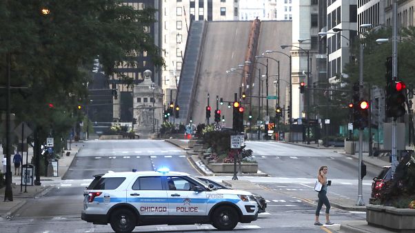 Chicago'da merkezi bölge polis tarafından kapatıldı Chicago'da merkezi bölge polis tarafından kapatıldı