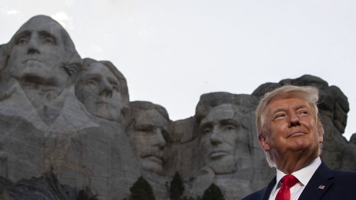 Trump vor Mount Rushmore