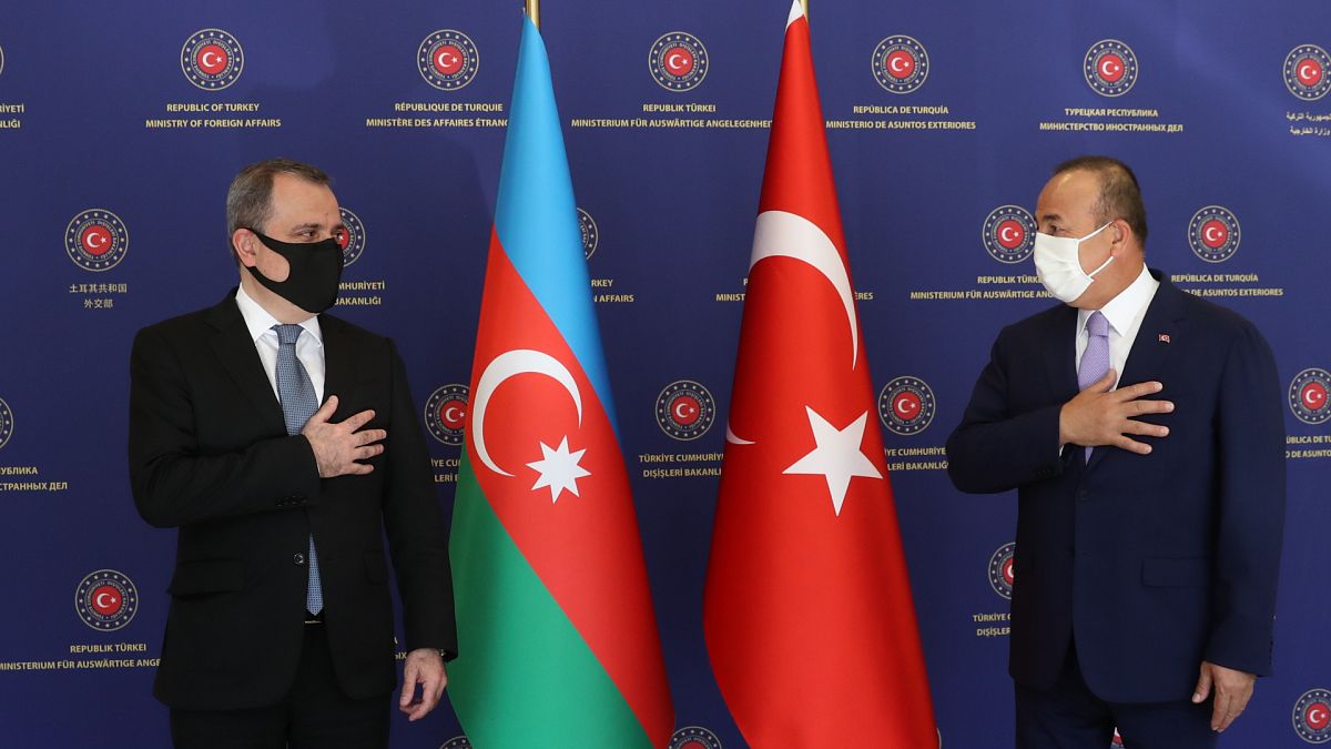 Türkiye Dışişleri Bakanı Mevlüt Çavuşoğlu ile Azerbaycan Dışişleri Bakanı Ceyhun Bayramov