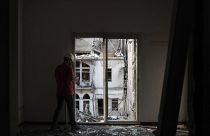 Illusztráció: a robbanásokban megrongálódott épület