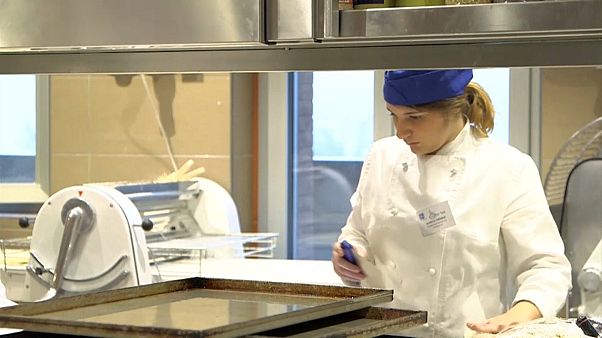 Covid-19 : à quel point l'emploi et l'éducation des jeunes ont-ils été perturbés ? Covid-19 : à quel point l'emploi et l'éducation des jeunes ont-ils été perturbés ?