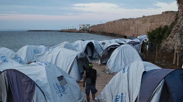 Yunanistan'ın Sakız Adası'ndaki sığnımacı kampında ilk Covid-19 vakası görüldü Yunanistan'ın Sakız Adası'ndaki sığnımacı kampında ilk Covid-19 vakası görüldü