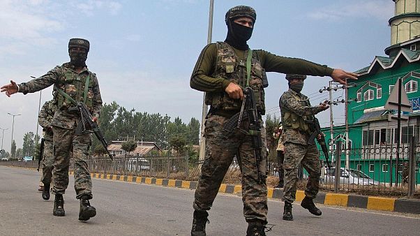 کشته شدن دو پلیس در کشمیر کشته شدن دو پلیس در کشمیر