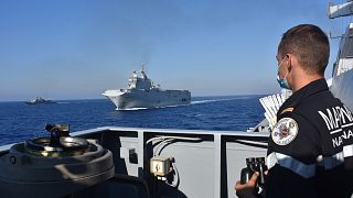 Fransız ve Yunan donanması Akdeniz'de ortak askeri tatbikatı başladı