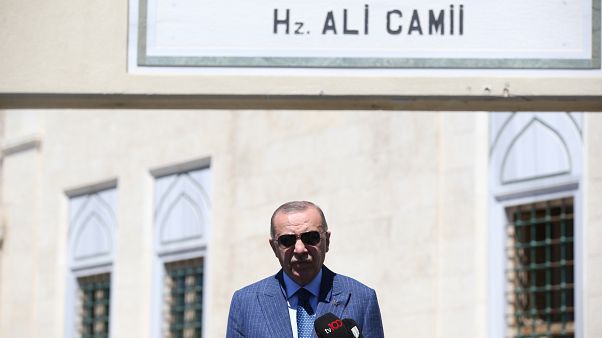 Cumhurbaşkanı Erdoğan: Abu Dabi ile ilişkilerini askıya alabiliriz Cumhurbaşkanı Erdoğan: Abu Dabi ile ilişkilerini askıya alabiliriz