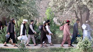 دفعة سابقة من سجناء طالبان بعد الإفراج عنهم من سجن بول الشرقي في كابول، الخميس 13 أغسطس 2020