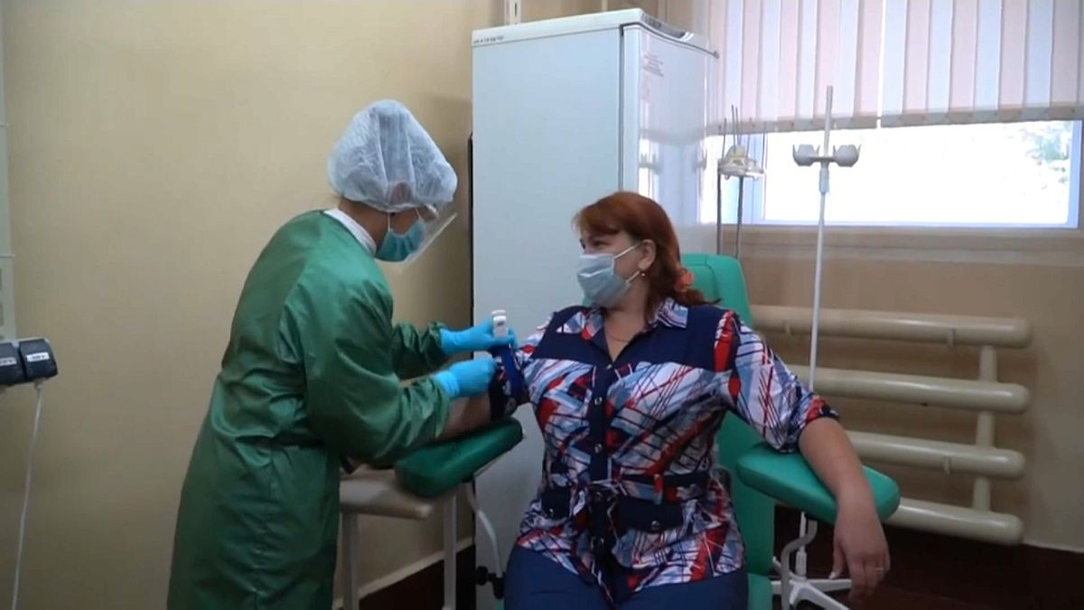 Testes clínicos na Rússia