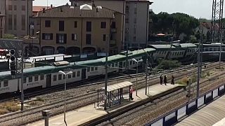 خروج القطار عن سكته قرب مونزا - إيطاليا