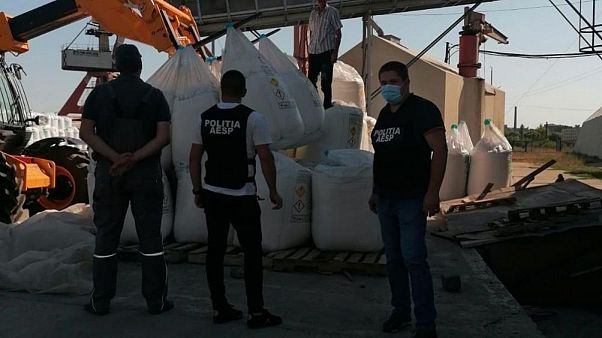 کشف انبارهای غیر ایمن نیترات آمونیوم در رومانی کشف انبارهای غیر ایمن نیترات آمونیوم در رومانی