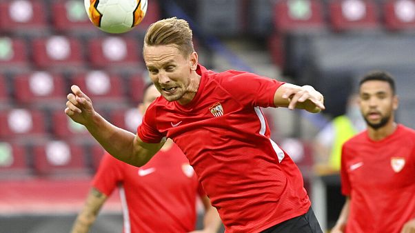 Sevillas Luuk de Jong beim Training am Donnerstag in Köln Sevillas Luuk de Jong beim Training am Donnerstag in Köln