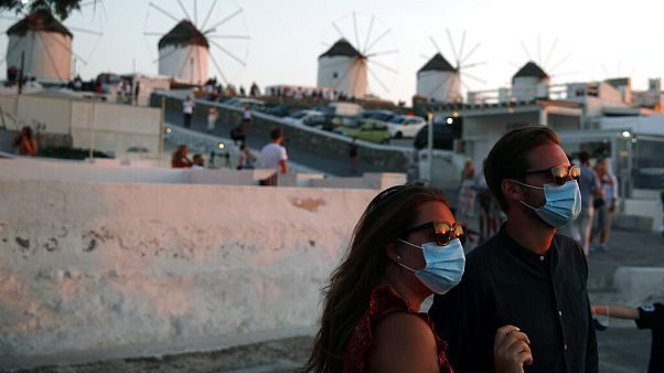 Υποχρεωτική η χρήση μάσκας σε Μύκονο και Χαλκιδική έως τις 31 Αυγούστου Υποχρεωτική η χρήση μάσκας σε Μύκονο και Χαλκιδική έως τις 31 Αυγούστου