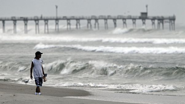 FILE PIC: Hurricane Earl heads toward the eastern coast in Atlantic Beach, N.C., Sept. 2, 2010. FILE PIC: Hurricane Earl heads toward the eastern coast in Atlantic Beach, N.C., Sept. 2, 2010.