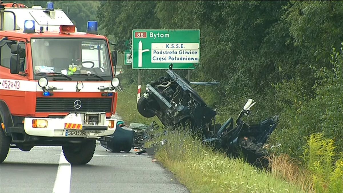 Neun Tote bei Busunfall in Polen - Sieben Personen verletzt 