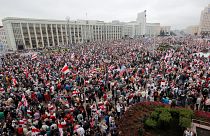  Zehntausende demonstrieren gegen Lukaschenko in Minsk
