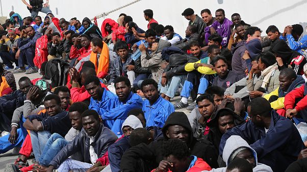 Sicilia ordena la salida de todos los inmigrantes alojados en sus centros de recepción Sicilia ordena la salida de todos los inmigrantes alojados en sus centros de recepción