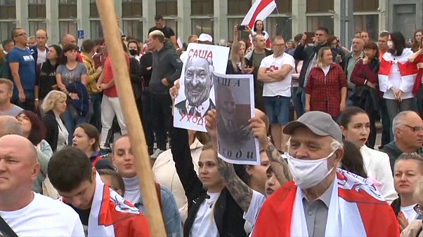 Ismét ellepték a tüntetők a Függetlenség terét Minszkben Ismét ellepték a tüntetők a Függetlenség terét Minszkben