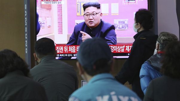 الزعيم الكوري الشمالي كيم جونغ أون الزعيم الكوري الشمالي كيم جونغ أون