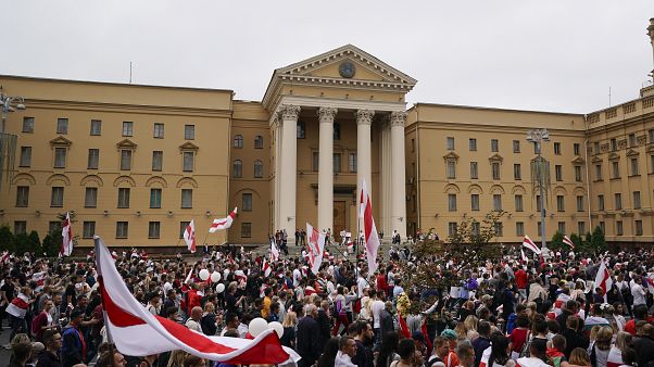 Belarus'ta muhaliflerin gösterileri Belarus'ta muhaliflerin gösterileri