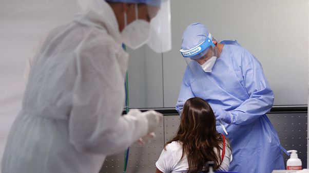 Szigorodnak a járványügyi intézkedések Szigorodnak a járványügyi intézkedések