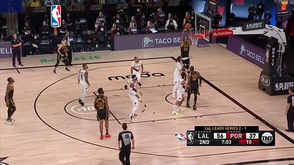 LeBron James foi o homem do jogo LeBron James foi o homem do jogo