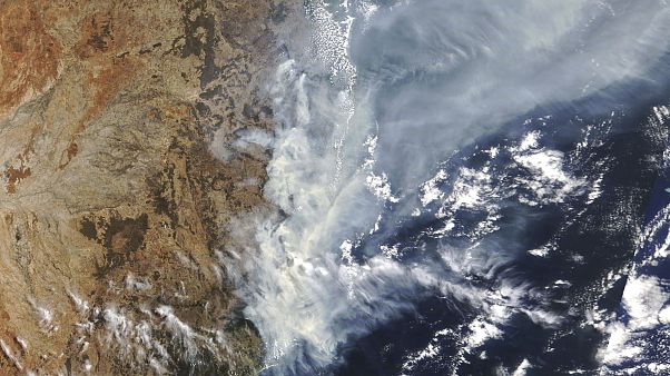 Az ausztráliai bozóttüzek füstje a NASA űrfelvételén Az ausztráliai bozóttüzek füstje a NASA űrfelvételén