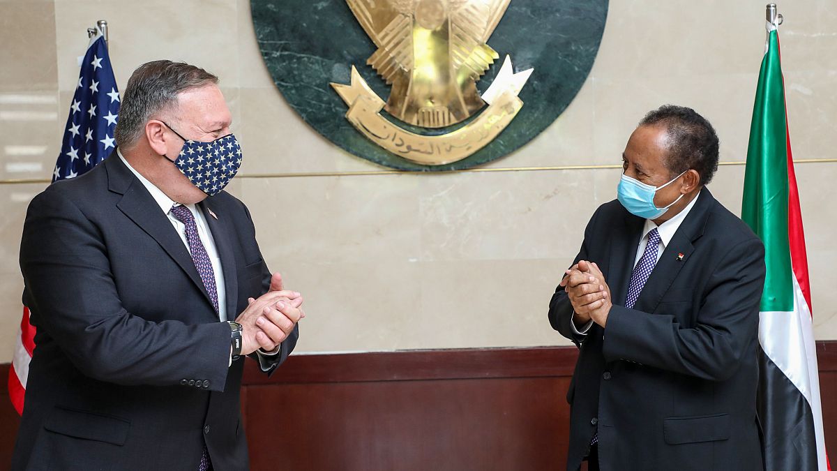 رئيس الوزراء السوداني عبد الله حمدوك مع نظيره الأمريكي مايك بومبيو