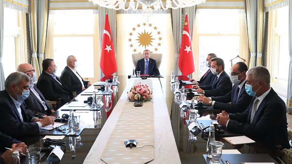 Türkiye Cumhurbaşkanı Recep Tayyip Erdoğan, 22 Ağustos'ta Hamas Siyasi Büro Başkanı İsmail Heniyye ve beraberindeki heyeti kabul etmişti. Türkiye Cumhurbaşkanı Recep Tayyip Erdoğan, 22 Ağustos'ta Hamas Siyasi Büro Başkanı İsmail Heniyye ve beraberindeki heyeti kabul etmişti.