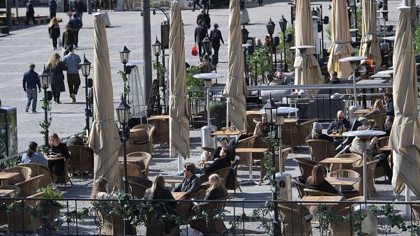 İsveç'in başkenti Stockholm'de bir kafe İsveç'in başkenti Stockholm'de bir kafe