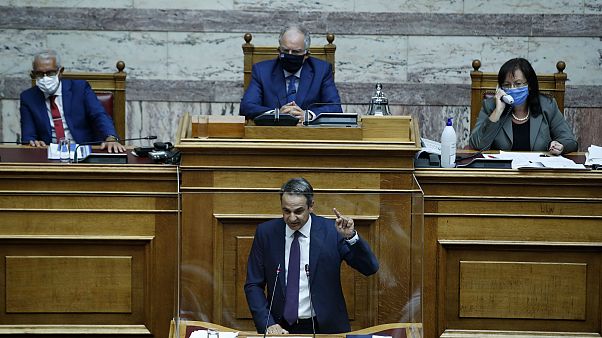 Yunanistan Başbakanı Kiryakos Miçotakis, parlamentoda konuştu Yunanistan Başbakanı Kiryakos Miçotakis, parlamentoda konuştu