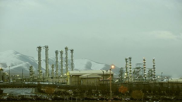 İran'ın Arak kentinde bulunan nükleer tesis (arşiv) İran'ın Arak kentinde bulunan nükleer tesis (arşiv)