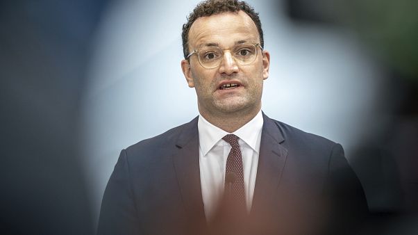 وزير الصحة الألماني ينس شبان وزير الصحة الألماني ينس شبان