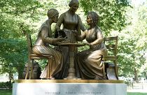 رونمایی از مجسمه ۳ زن مبارز در پارک مرکزی نیویورک