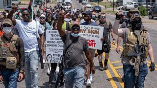Manifestanti armati a Oklahoma City, giugno 2020