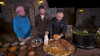 Traditionelles Beduinen-Rezept: "Lamm-Ouzi" mit Reis und Joghurt