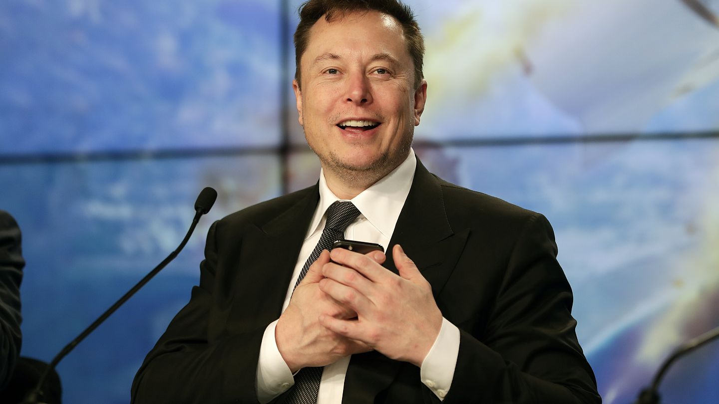 Neuralink: Elon Musk’s start-up says it can test its brain implants on people