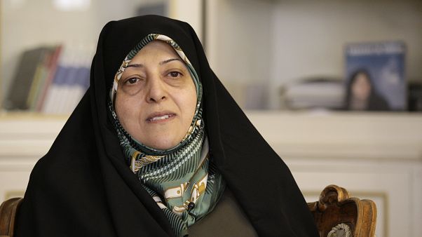 معصومة ابتكار، صورة من الأرشيف معصومة ابتكار، صورة من الأرشيف