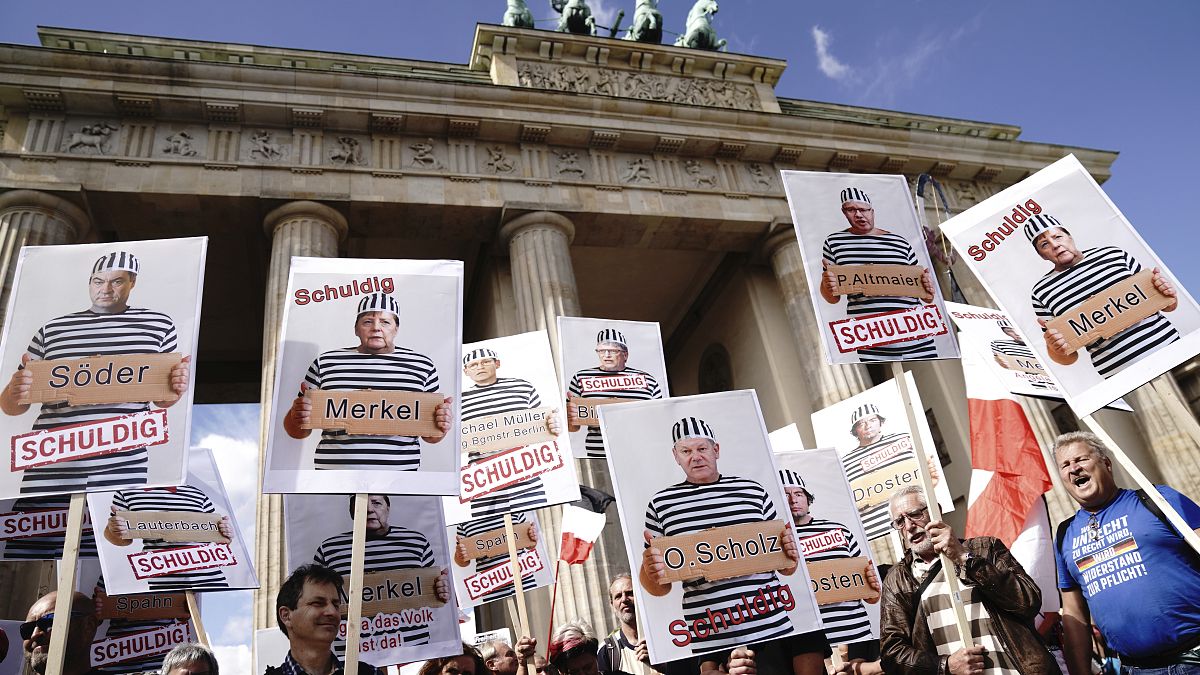 Βερολίνο: Διαδηλώσεις κατά των περιοριστικών μέτρων