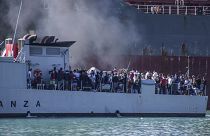 Pandemia pode impedir repatriamento de migrantes em Itália