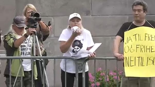 Скандинавия: беспорядки после осквернения Корана Скандинавия: беспорядки после осквернения Корана