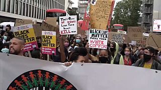 Manifestation anti-racisme à Londres pour le carnaval de Notting Hill