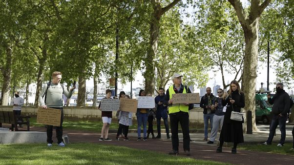 Protest gegen die Corona-Regeln in London im Mai Protest gegen die Corona-Regeln in London im Mai
