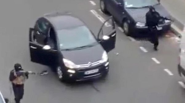 حمله تروریستی برادران کواشی به دفتر مجله شارلی ابدو در پاریس حمله تروریستی برادران کواشی به دفتر مجله شارلی ابدو در پاریس