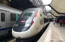علق مئات المسافرين على متن قطار فائق السرعة في فرنسا بسبب عطل فني ليلة الأحد الاثنين 30-31 أغسطس 2020