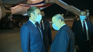 الرئيس الفرنسي إيمانويل ماكرون يصل إلى بيروت