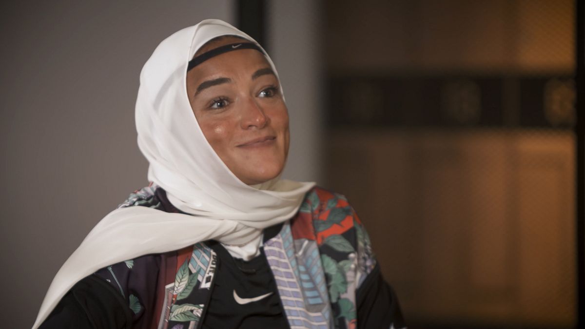 گفتگو با منال رستم؛ همزیستی حجاب و ورزش با حضور در تبلیغات نایک