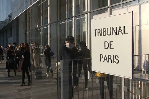 Ξεκίνησε η δίκη για το Charlie Hebdo