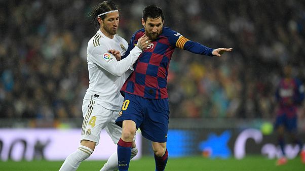 خلال مباراة الدوري الإسباني لكرة القدم بين ريال مدريد وبرشلونة على ملعب سانتياغو برنابيو، مدريد، 1 مارس 2020 خلال مباراة الدوري الإسباني لكرة القدم بين ريال مدريد وبرشلونة على ملعب سانتياغو برنابيو، مدريد، 1 مارس 2020