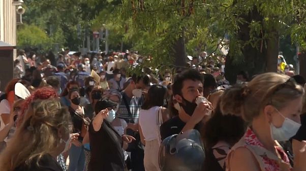 Colas para hacerse el test serológico en Madrid Colas para hacerse el test serológico en Madrid